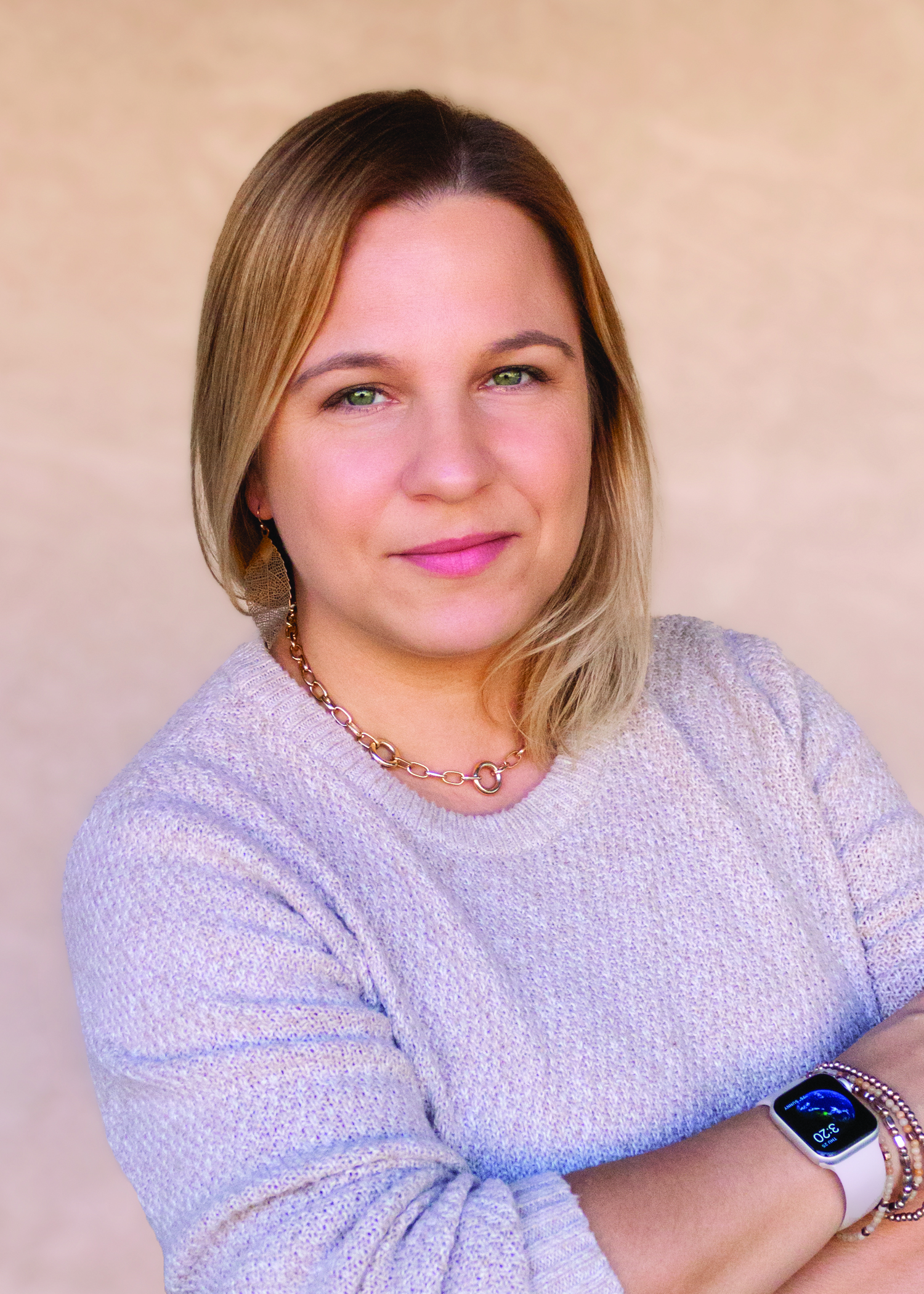 Author Erin Lange